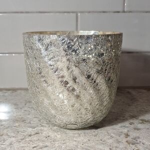 Illume Candles Balsam & Cedar Large Boxed Crackle Glass 21.5oz Candle